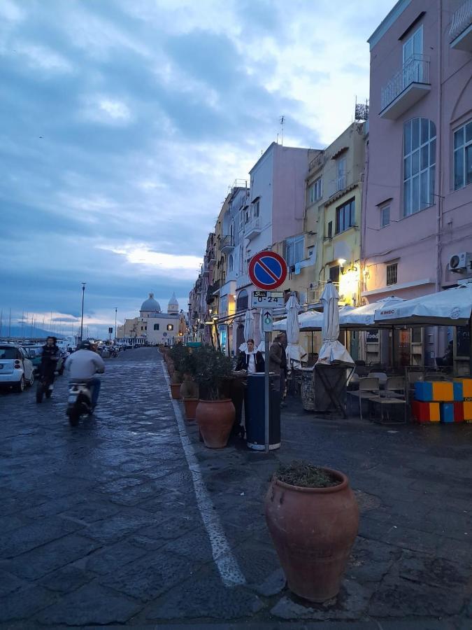 Vila Monolocale Nonna Elena Procida Exteriér fotografie