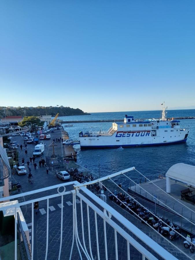 Vila Monolocale Nonna Elena Procida Exteriér fotografie